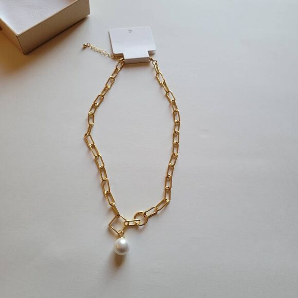 16K Gold Plated Paperclip Chain Necklace with Single Pearl Pendant - Picture 3 of 5